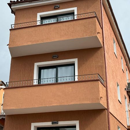 Monis Hogar Apartment Arzachena Bagian luar foto